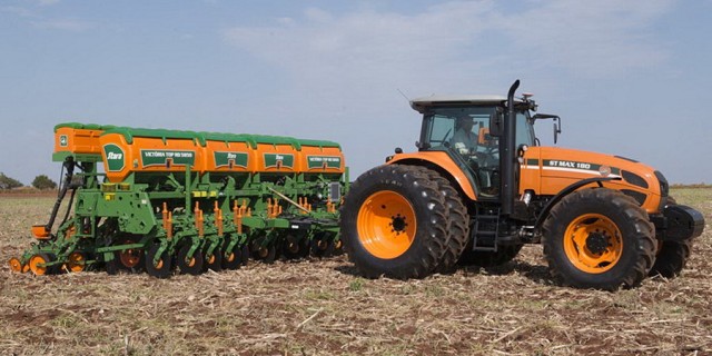 La venta de maquinaria agrícola mejora, pero el año sigue por debajo de 2023