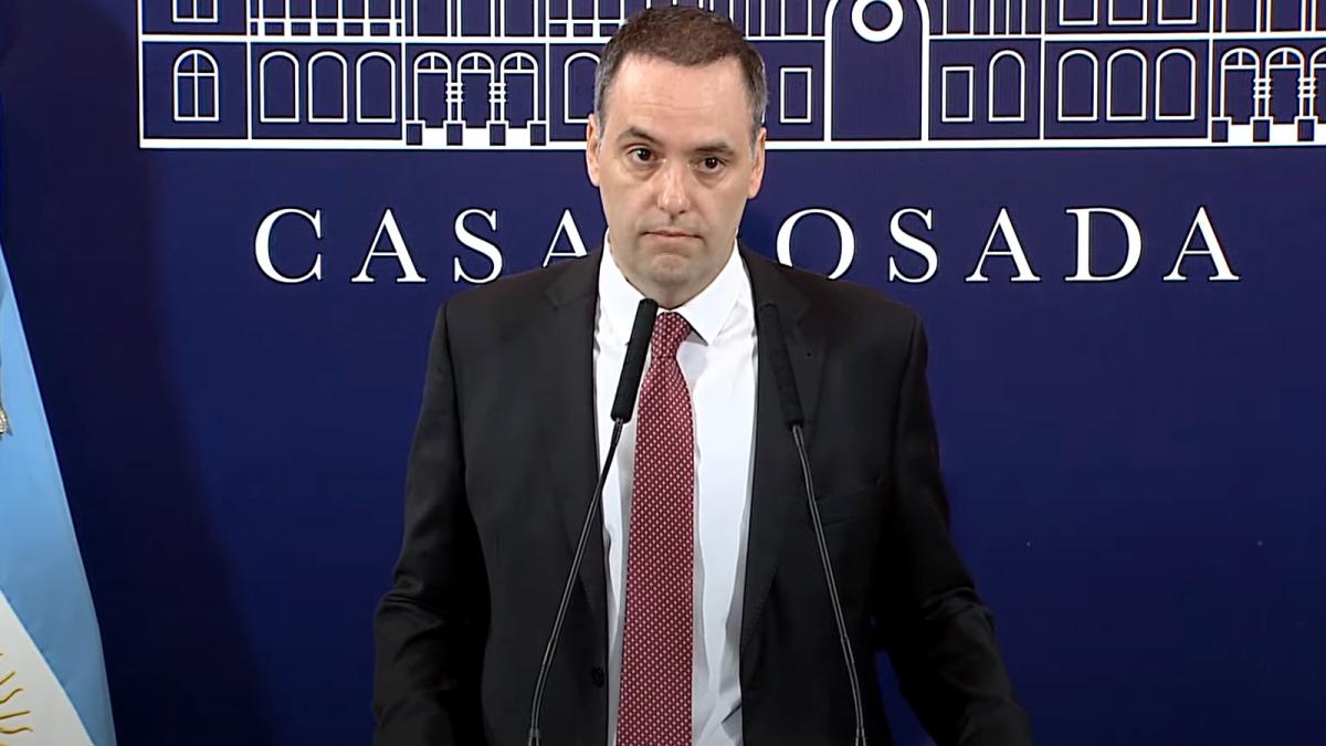 El Gobierno dio de baja la licitación de la Hidrovía