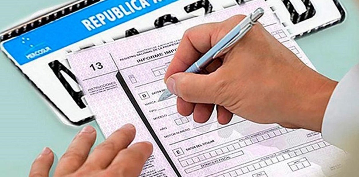 El Gobierno elimina restricciones para patentar autos y abre la competencia entre provincias