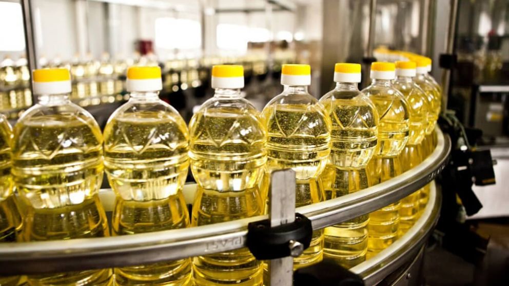ANMAT prohbe la venta de un aceite de girasol falsificado tras la denuncia de Molinos Ro de la Plata