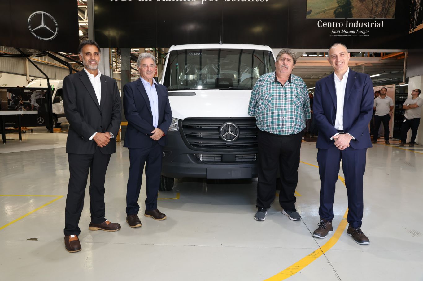 Mercedes-Benz transfiere su operación a Open Cars en Argentina: nuevos horizontes para la planta y la comercialización