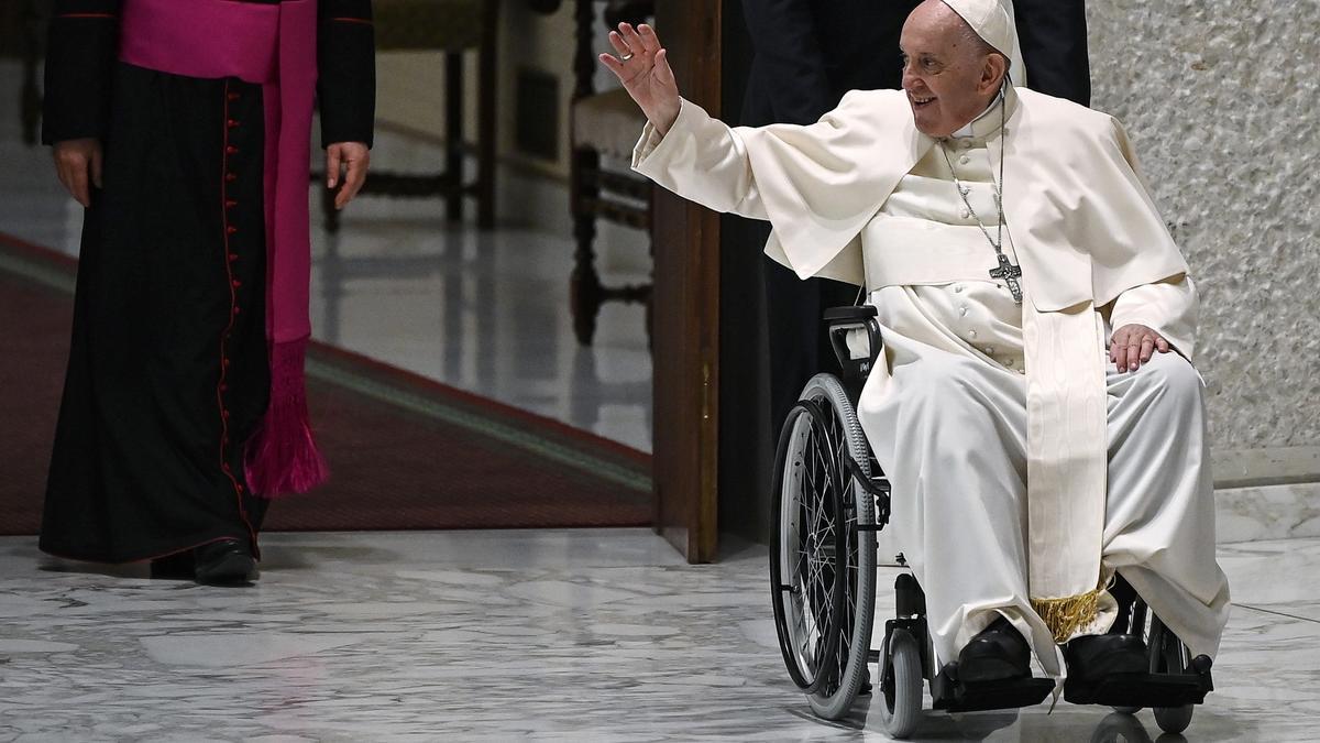 Latinoamérica se une en oración por la recuperación del Papa Francisco ante su condición crítica