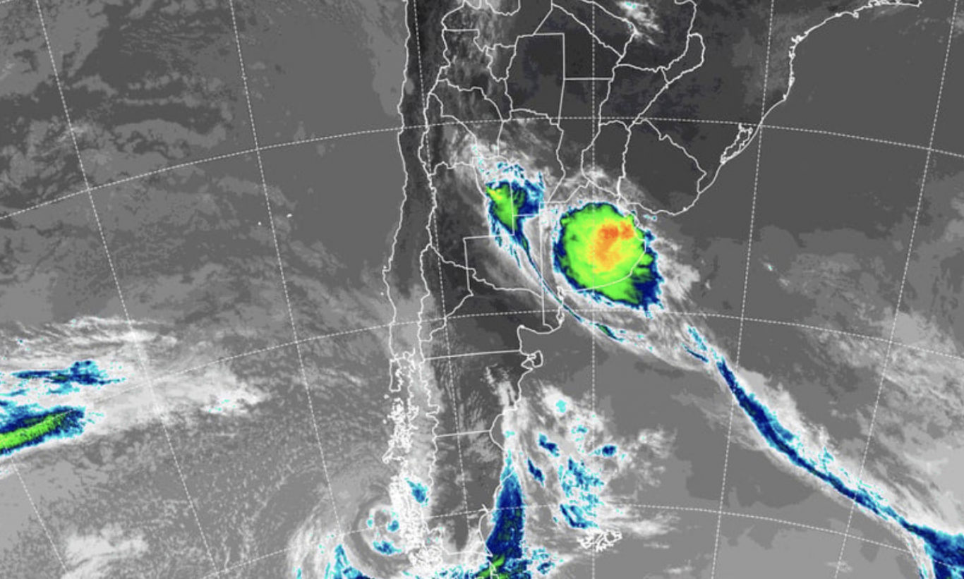 Siguen las alertas: Tormentas intensas, vientos fuertes y calor extremo en diversas regiones del país