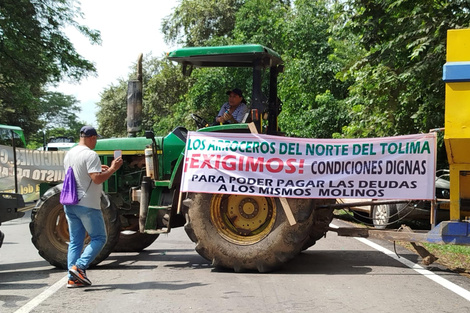 Sin acuerdo: el paro arrocero en Colombia continúa y crece la tensión en las rutas