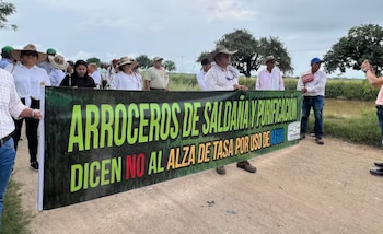 Sin acuerdo: el paro arrocero en Colombia continúa y crece la tensión en las rutas
