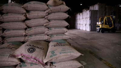 Aumentan los robos de café en EE.UU. ante la escalada de precios del grano