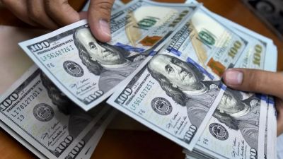 Dólar oficial en alza y blue en fuga: la calma dura poco en la previa electoral