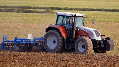 Iindustriales de maquinaria agrícola rechazan la apertura a importaciones usadas y alertan por su impacto local