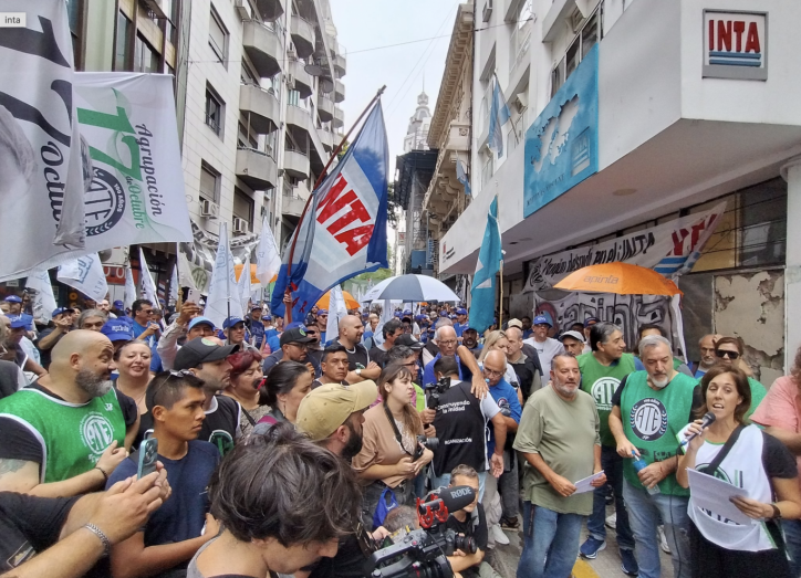 Movilizacion sede INTA
