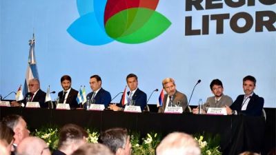 El litoral reclama protagonismo en la hidrovía y en la política energética nacional