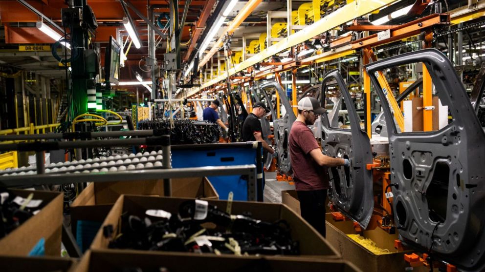 La industria automotriz acelera en abril: crecen la produccin y las ventas, pero preocupan las exportaciones