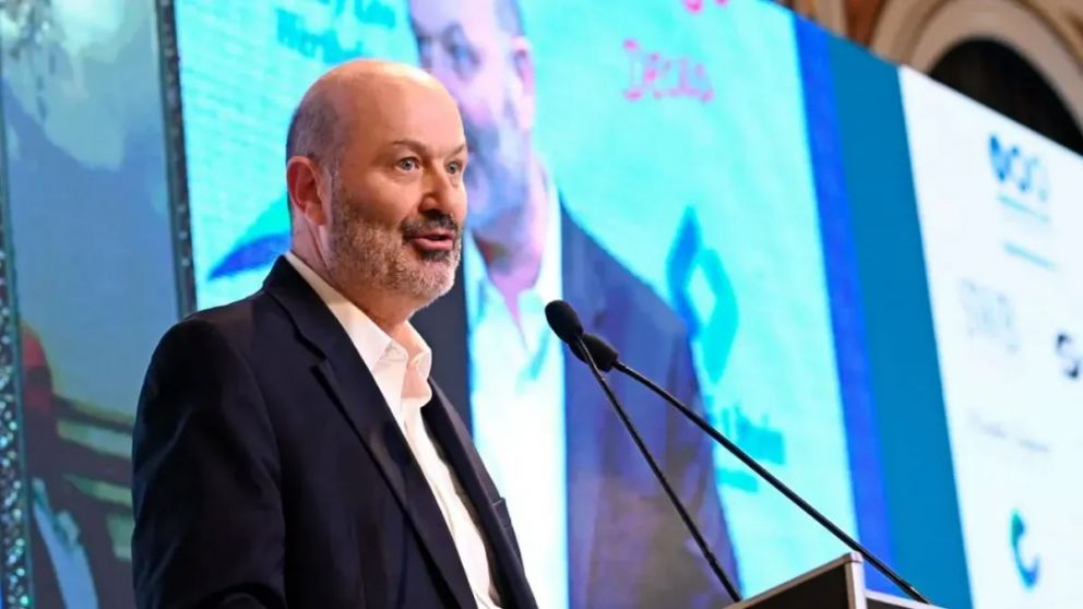 Cruce entre el campo y Sturzenegger: tensin por las retenciones, el INTA y el modelo productivo