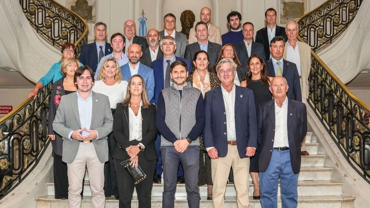 El agro llevó su reclamos a Pullaro 