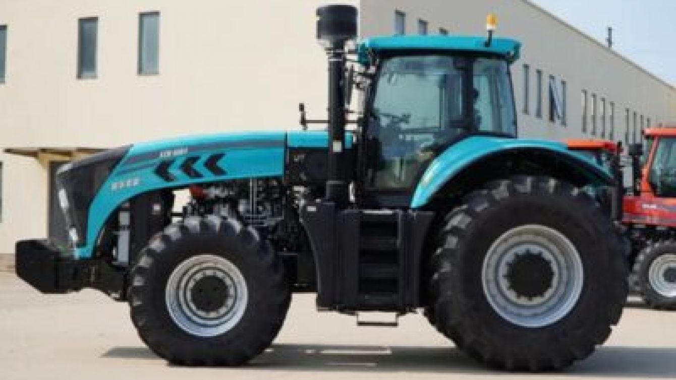 China redobla la apuesta en maquinaria pesada: lanza tractor de 400 HP para disputar el segmento top