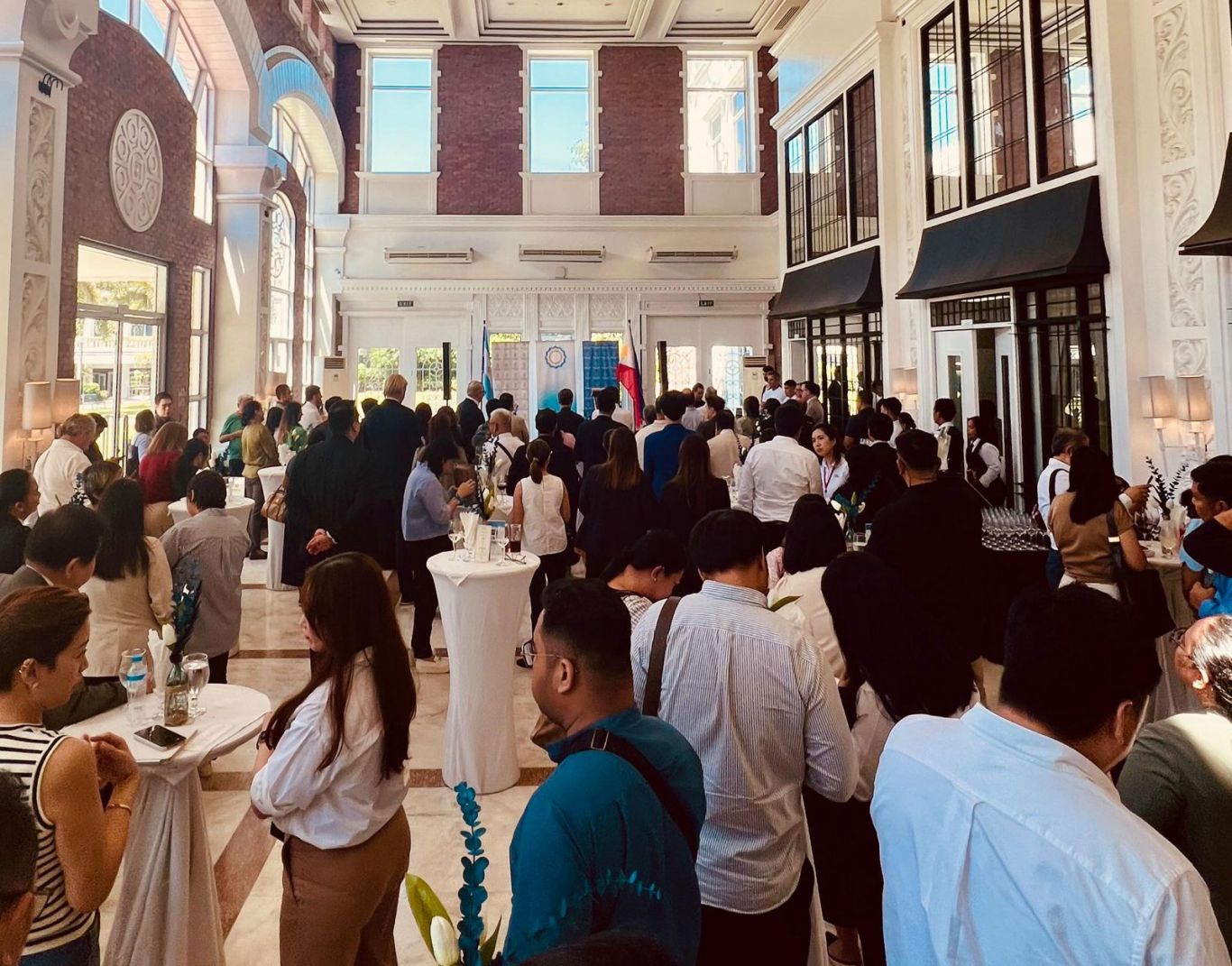 La avicultura argentina realizó una gira de promoción por el Sudeste Asiático 