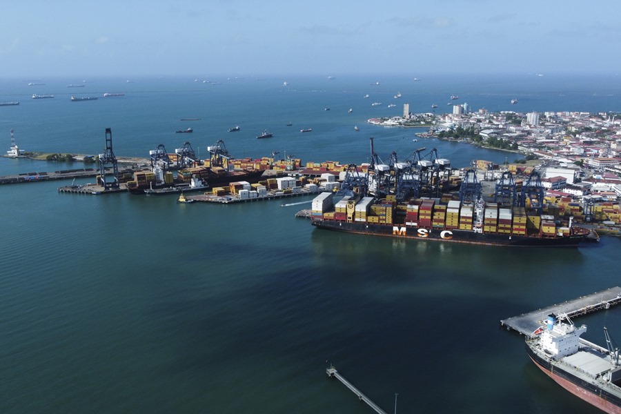BlackRock adquiere puertos en el Canal de Panamá y refuerza la influencia de EE.UU. en la región