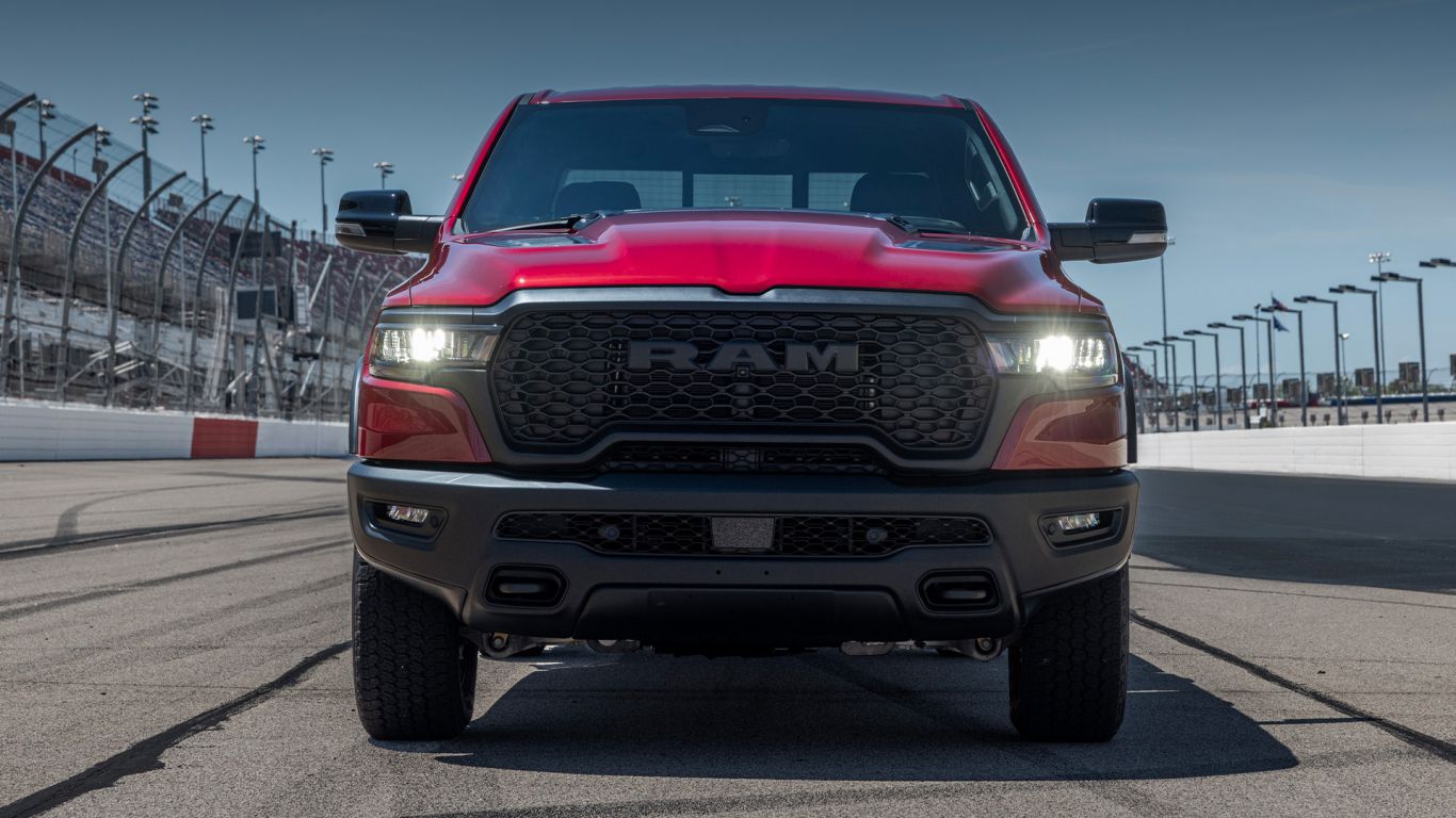 Is the V8 Dead? Six-Cylinders Now Reign in America's Pickup Market
