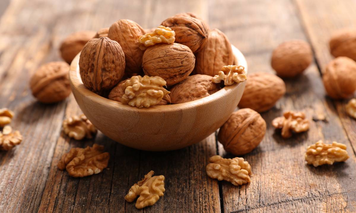 Nueces y Microbiota: El misterioso vínculo que podría prevenir el cáncer de colon