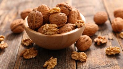 Nueces y Microbiota: El misterioso vínculo que podría prevenir el cáncer de colon