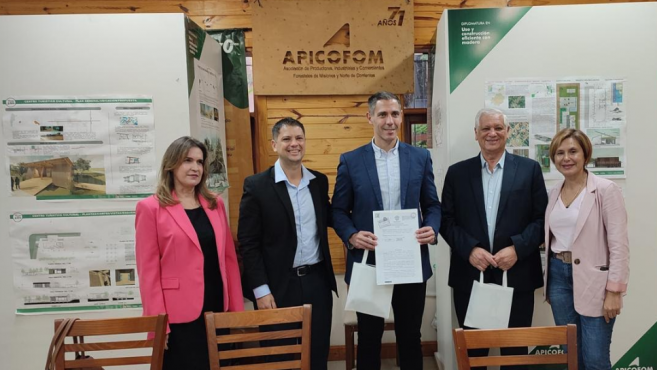 Paraguay y Argentina trazan una hoja de ruta conjunta para potenciar la industria forestal regional