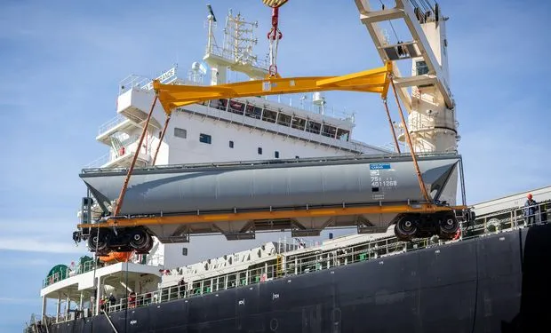 Logística Ferroviaria: Llegaron 90 nuevos vagones de granos por inversión privada histórica