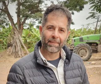 Fernando Ortiz es un horticultor de la zona de Colonia Santa Rosa, Salta